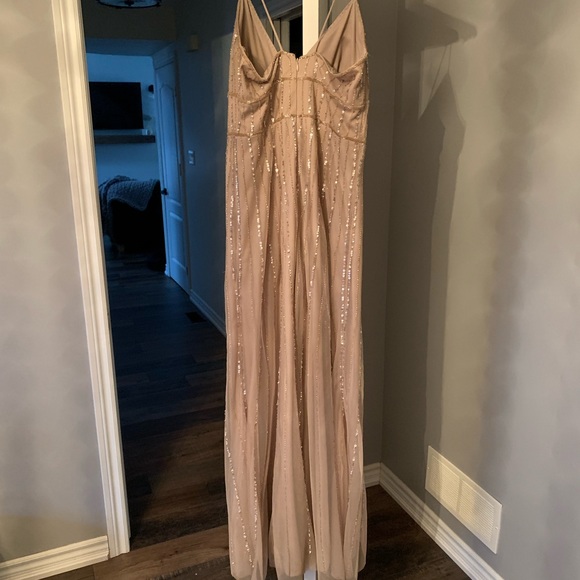 Beautiful Taupe Adrianna Papell Dress - Picture 6 of 8
